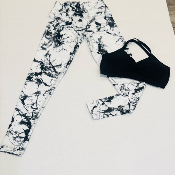 Monochrome Motion Set- Made in Brazil - Picture 3 of 4